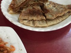 -溢心园香河肉饼总店