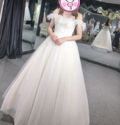 点击看大图 -艾米丽婚纱礼服