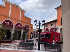 -佛罗伦萨小镇广佛名品奥特莱斯(疏港路店)