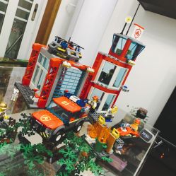 -乐高授权专卖店(华采天地店)