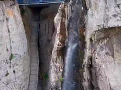 -天梯山