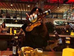 -FOUR PLAY BAR