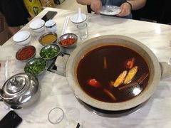 -安吉美渝石锅鱼(芜园西路店)