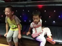 -迪迪派KTV(创业大厦店)