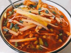 -忆螺巷螺蛳粉(步行街小巷店)