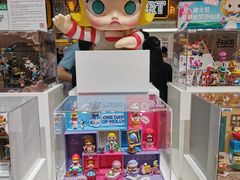 -泡泡玛特POPMART(上海环球港店)