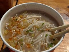 -汪记鲜鱼糊汤粉(沈阳路总店)