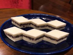 椰汁红豆糕-君悦酒店·1881·北京烤鸭