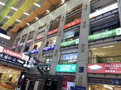 -香江家居品牌工厂批发城