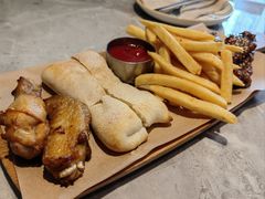 -必胜客(骡马市店)