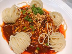 -渔语鱼新川菜Bistro(万象天地店)