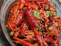 -肥肥虾庄·金牌油焖大虾(沙湖店)