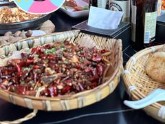 -粉墨特色菜·烧烤音乐酒馆