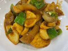 -江城燕子大排档(江汉路步行街店)