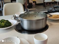 -煲王粤菜餐厅(中侨中心店)