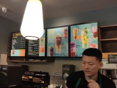 -星巴克(古美路店)