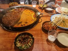 -周小明火锅(黑金冠社区店)