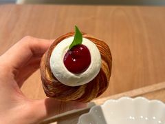 -VERIE BAKEHOUSE