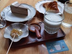-默迹咖啡馆
