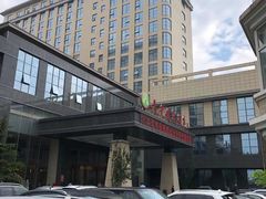 -兴芮温泉度假区