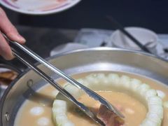 -禄婶鸡煲·打边炉