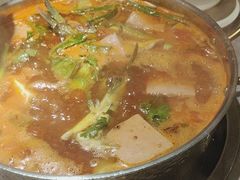 -野山舂·贵州现舂酸汤牛肉(民生路店)