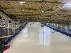 -乔波室内滑雪场