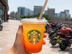 -星巴克(潍坊泰华广场店)