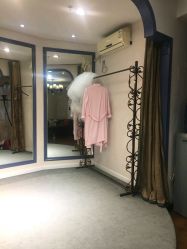 -Lady  Jane高端婚纱礼服馆