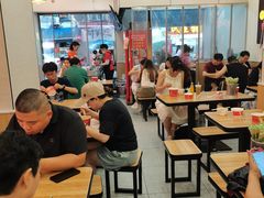 -江三王记牛杂馆(总店)