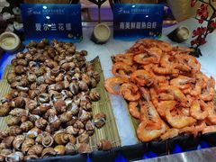 -锤头鲨毛肚海鲜烤肉自助餐厅(国购广场店)