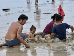 -金巴兰海滩烛光bbq