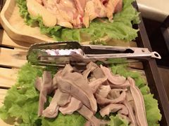 -尚尚仙·酸汤猪手·猪肚鸡火锅(华联万柳购物中心店)