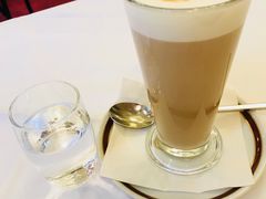 -Cafe Sacher(WIEN)