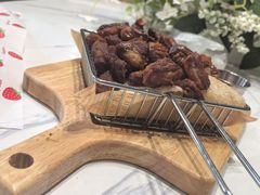 -嗨辣小聚·盘锦河蟹·海鲜烧烤龙虾(盘锦十年好店)