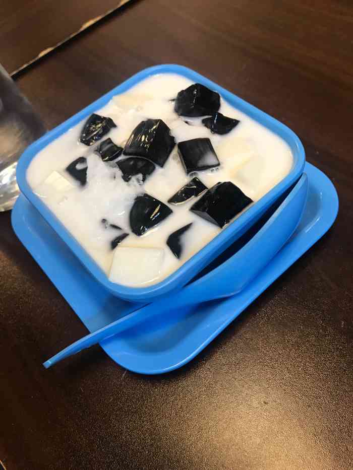 糖堂私房甜品专门店-"路过这家温馨小店～遂来尝尝93 看菜牌.