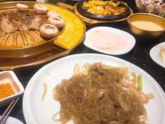 -猪啊牛呀羊啊铜盘烤肉(正大广场店)