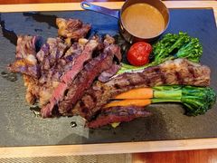 -东西风牛排馆周末烧烤自助(首都机场希尔顿店)