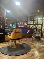 -青木造型HAIR·あおき髪を刈る潮人店