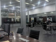 -杭州中升之星奔驰4S店(滨江店)