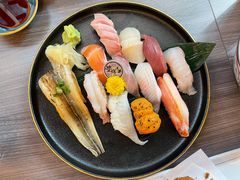 丰盛寿司盛盒-豊 胜手丼