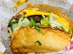 -The Habit Burger Grill 哈比特汉堡(复兴soho店)