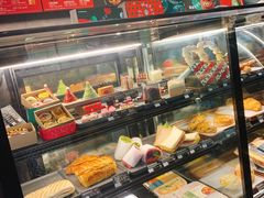 -星巴克臻选(青岛麦凯乐分店)