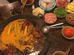 -星鸿社重庆老火锅(燃灯寺分店)