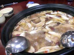 野生菌汤锅-菌之家·专业纯野生菌火锅·特色炒菌