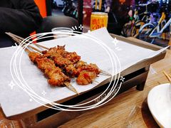 大羊肉串-宝记烧烤·碳锅羊肉·羊蝎子火锅·夜食社(文体路创始店)