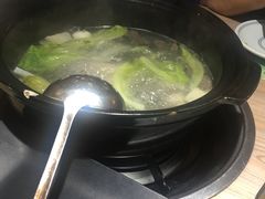 文昌鸡皇椰子鸡-探窝·竹笙椰子鸡(杨箕店)