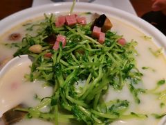 -鱼亨小鲜酸菜鱼(大信店)