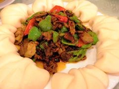 回锅牛肉荷叶饼-粤香村(清真川菜店)