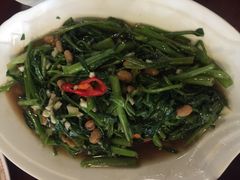 -Dang restaurant (patong phuket)